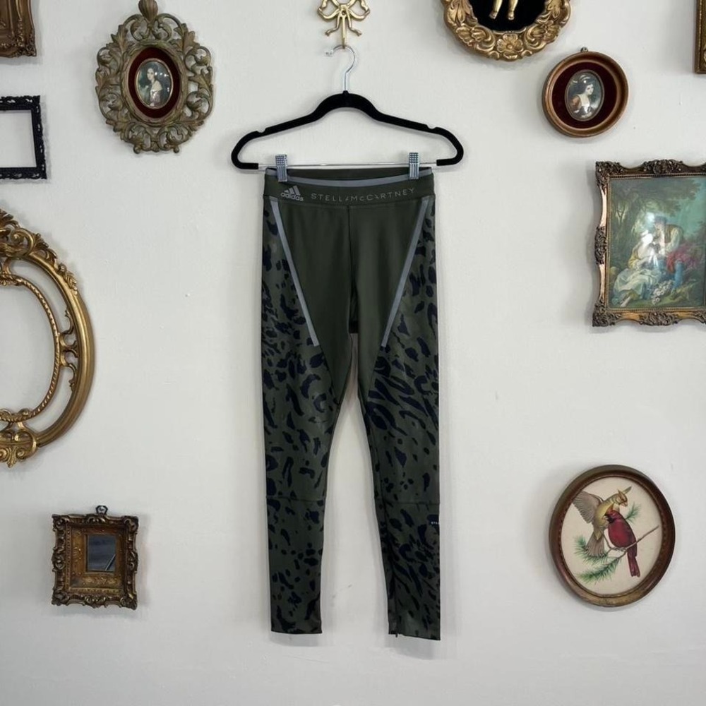 Stella McCartney x Adidas Olive‎ Green Leopard Print Performance Leggings – XS